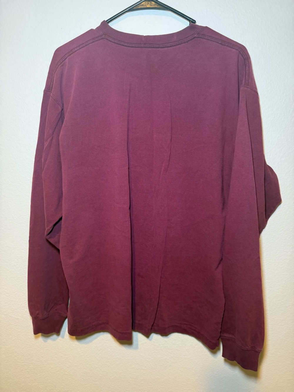 Carhartt Men’s Crewneck 100% Cotton in Plum Size M - Picture 5 of 5